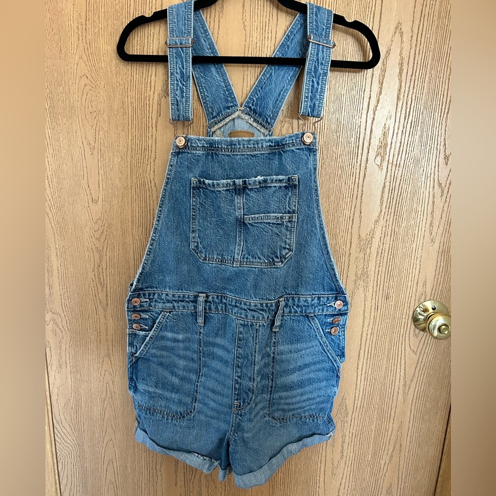 American Eagle denim shorts overalls
